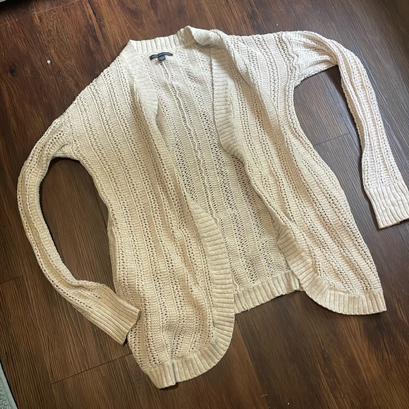 American Eagle Outfitters Sweaters - Cream cardigan